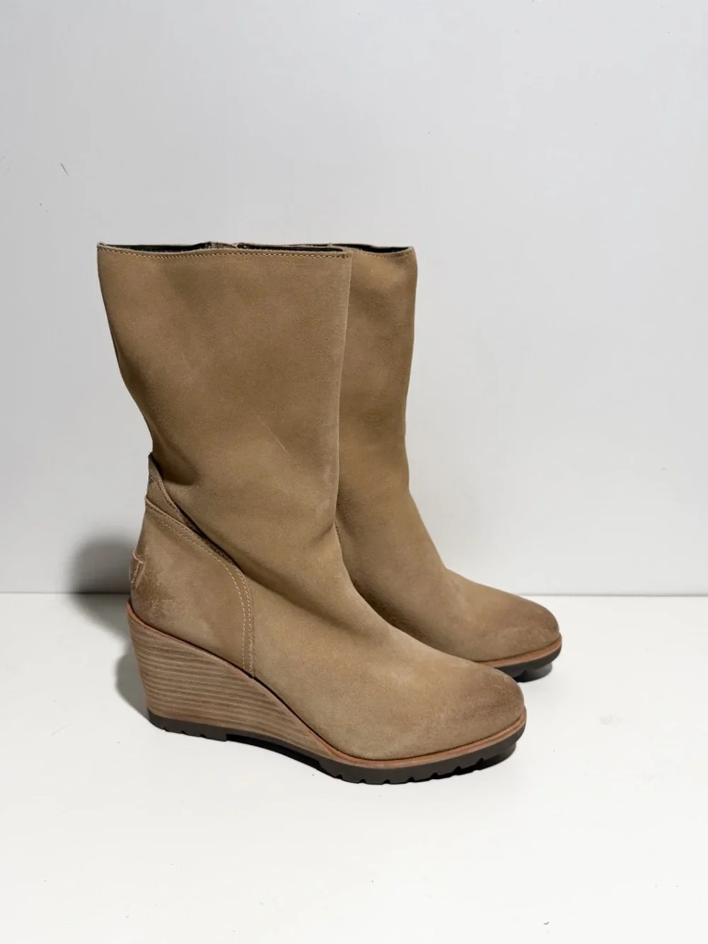 New Sorel‎ After Hours Mid Top Waterproof Beach Tan Suede Boot NL-2563-213